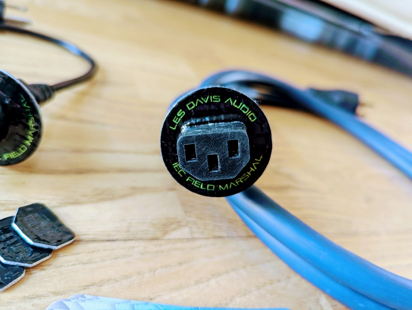 Les Davis Audio - IEC Field Marshal - Single